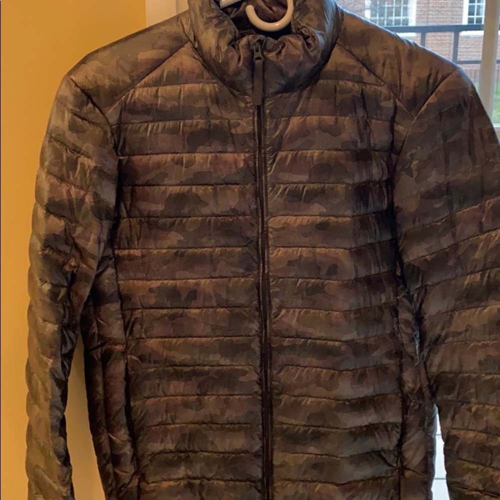 Uniqlo lightweight down  jacket